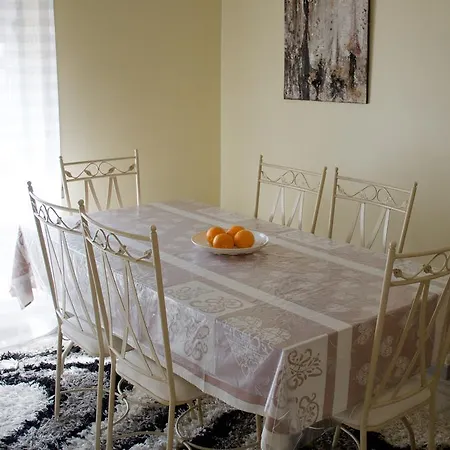 Σπίτι διακοπών Family House Next To The Sea