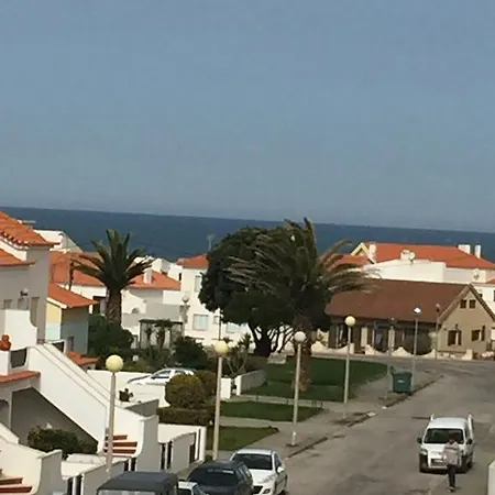 Family House Next To The Sea Baleal